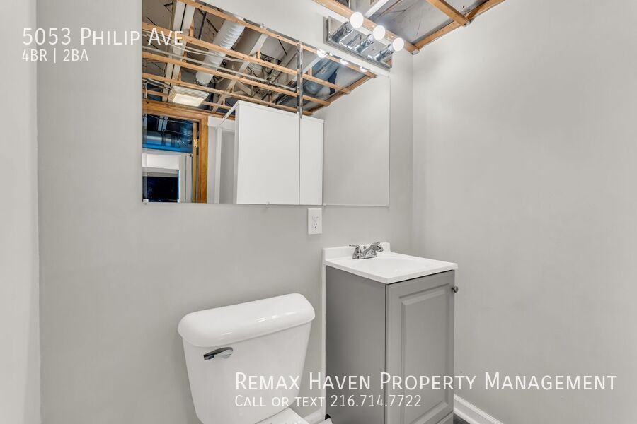 5053 Philip Ave, Maple Heights - Spacious 4-bed 2-bath single-family home! property image