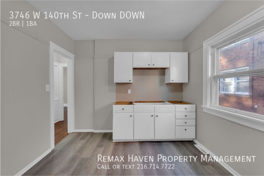 3746 W 140th St | DN, Cleveland - Spacious 2-bed 1-bath multi-family home! property image