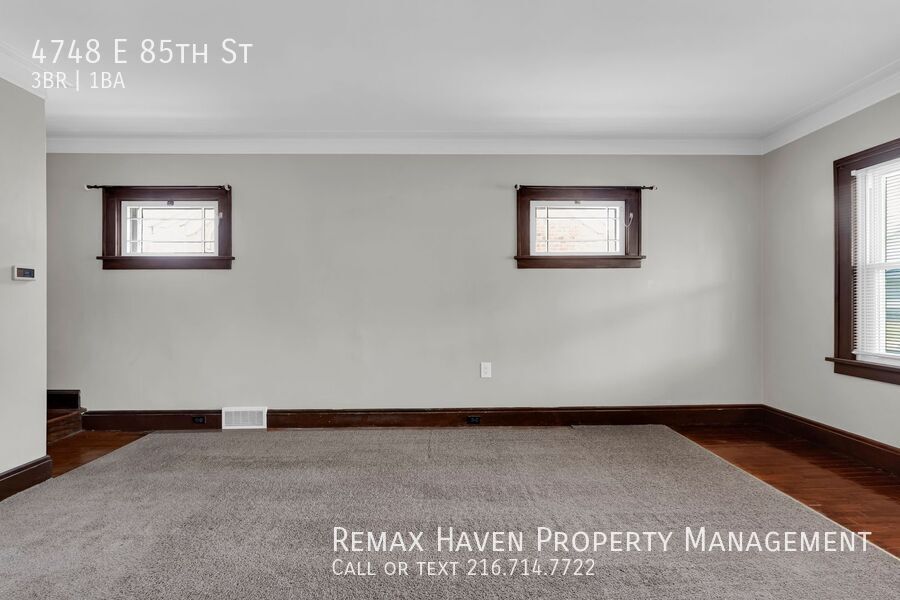 4748 E 85th St, Garfield Heights - Spacious 3-bed 1-bath single-family home! property image