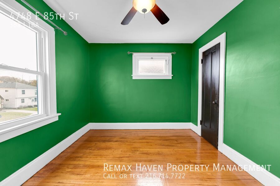 4748 E 85th St, Garfield Heights - Spacious 3-bed 1-bath single-family home! property image