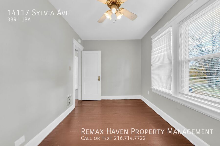 14117 Sylvia Ave, Cleveland - Spacious 3-bed 1-bath single-family home! property image