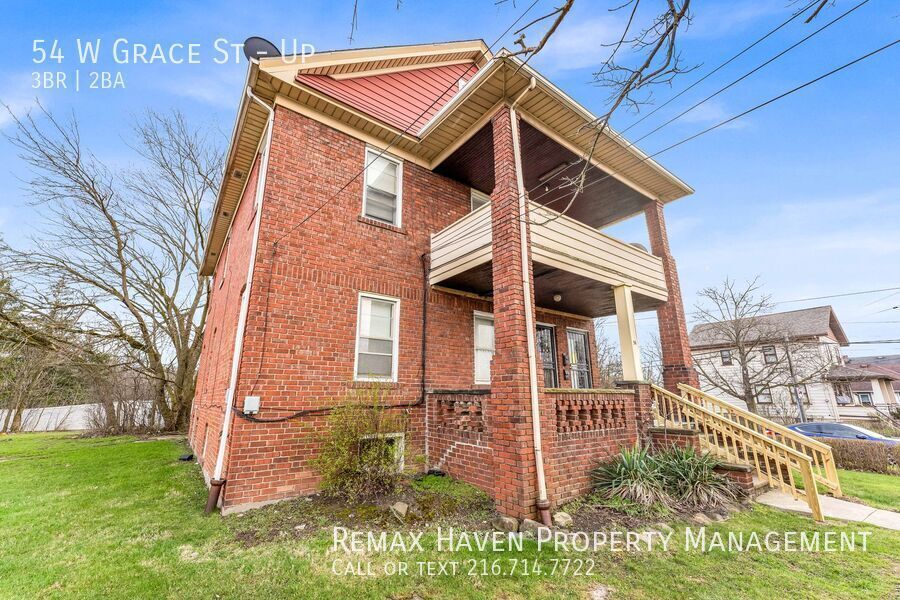 54 W Grace St | UP, Bedford - Spacious 3-bed 2-bath multi-family home! property image