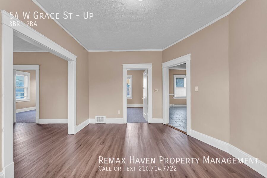 54 W Grace St | UP, Bedford - Spacious 3-bed 2-bath multi-family home! property image