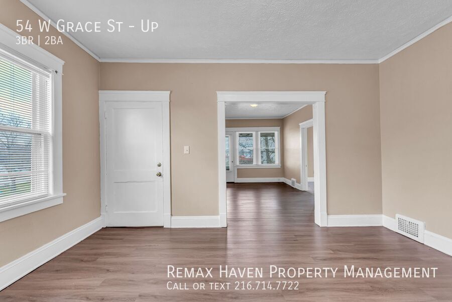 54 W Grace St | UP, Bedford - Spacious 3-bed 2-bath multi-family home! property image