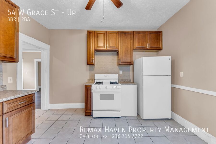 54 W Grace St | UP, Bedford - Spacious 3-bed 2-bath multi-family home! property image