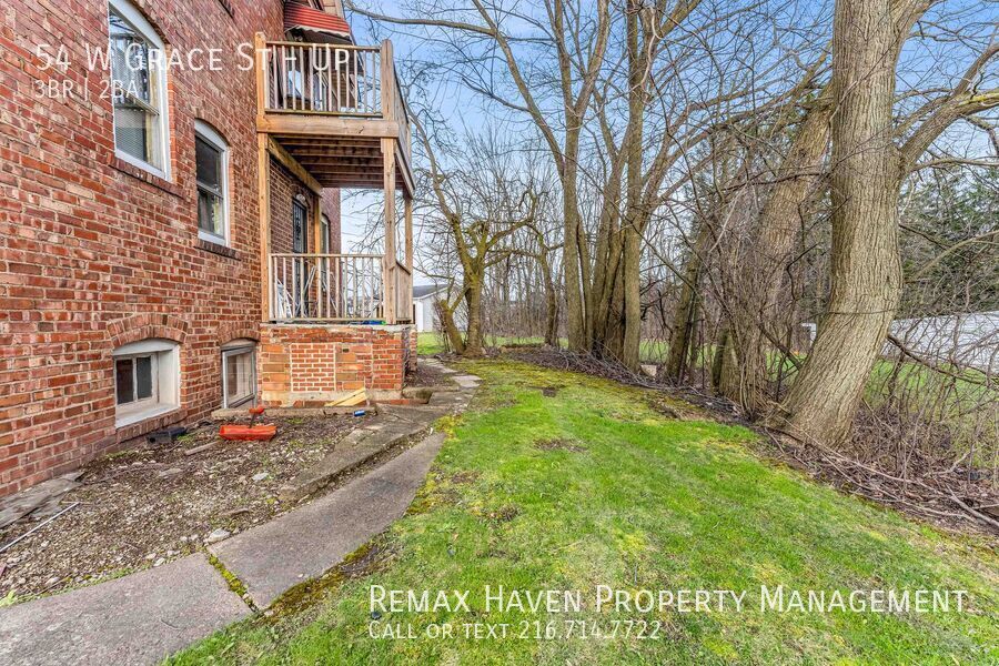 54 W Grace St | UP, Bedford - Spacious 3-bed 2-bath multi-family home! property image