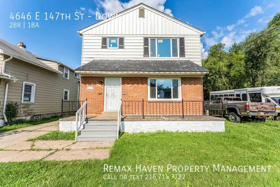 4646 E 147th St | DN, Cleveland - Spacious 2-bed 1-bath multi-family home! property image