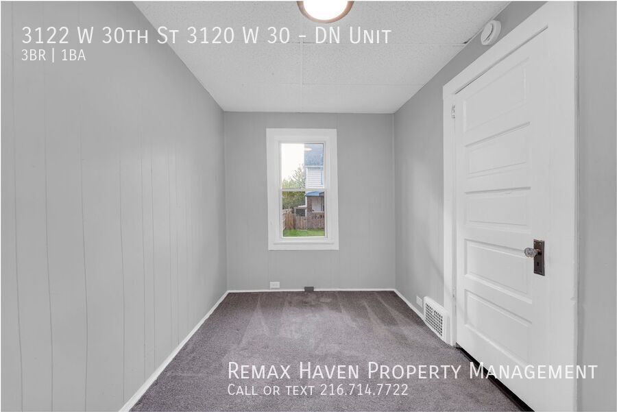 3120(3122) W 30th St | DN, Cleveland - Spacious 3-bed 1-bath multi-family home! property image