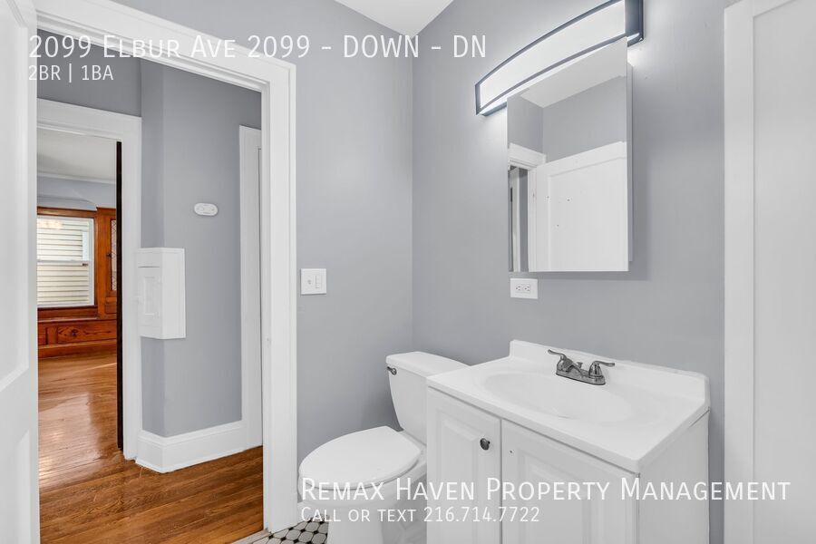 2099 Elbur | DN, Lakewood - Spacious 2-bed 1-bath multi-family home! property image