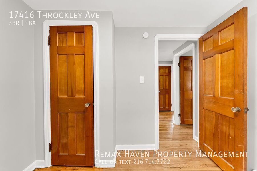 17416 Throckley Ave, Cleveland - Spacious 3-bed 1-bath single-family home! property image