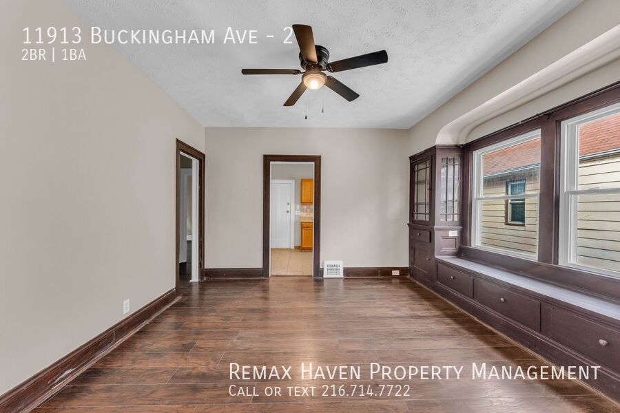 11913 Buckingham Ave | UP, Cleveland - Spacious 2-bed 1-bath multi-family home! property image