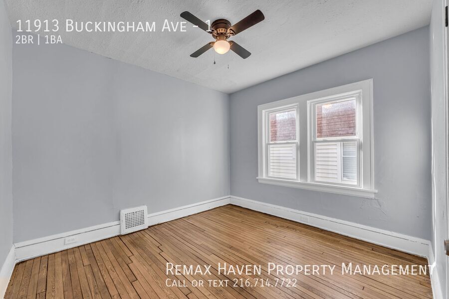 11913 Buckingham Ave | DN, Cleveland - Spacious 2-bed 1-bath multi-family home! property image