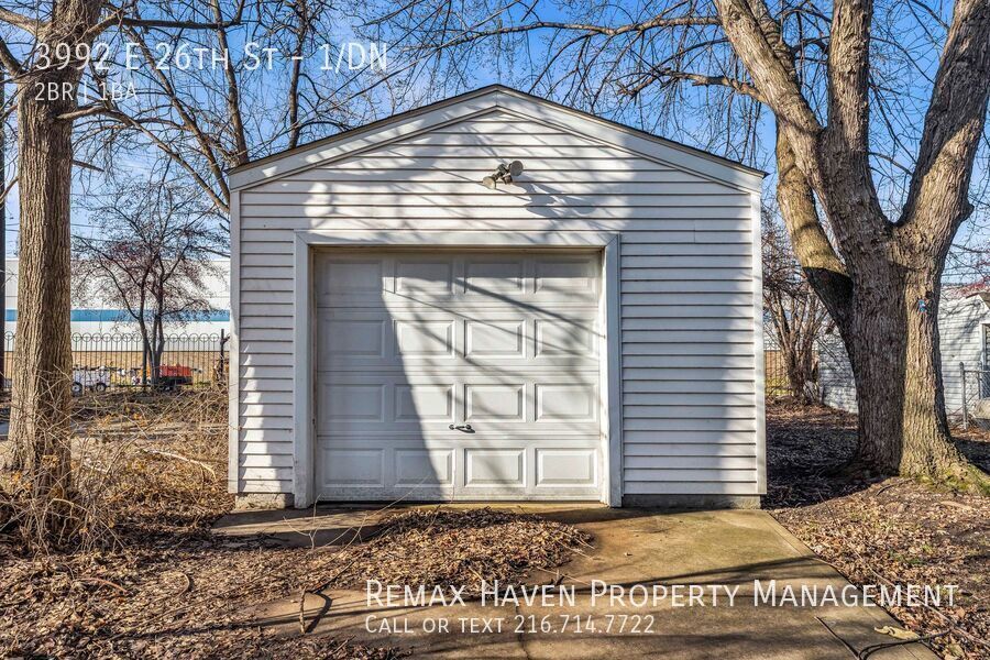 3992 E 26th St | DN, Newburgh Heights - Spacious 2-bed 1-bath multi-family home!  property image