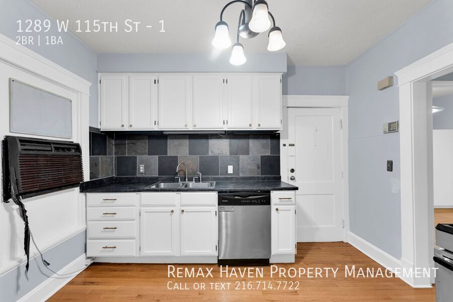 1289 W 115th St | Unit 1, Cleveland - Spacious 2-bed 1-bath multi-family home!  property image