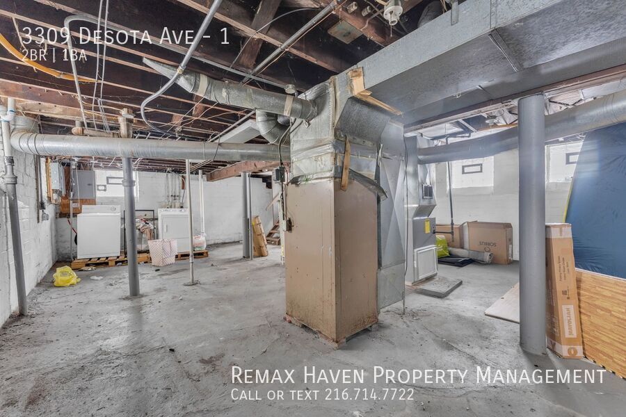 3309 Desota Ave | Unit 1, Cleveland Heights - Spacious 2-bed 1-bath multi-family home!  property image