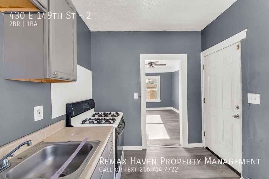 430 E 149th St | Unit 2, Cleveland - Spacious 2-bed 1-bath multi-family home! property image