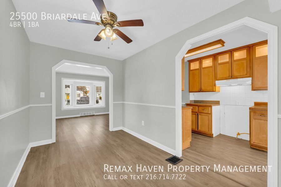 25500 Briardale Ave, Euclid - Spacious 4-bed 1 -bath single-family home! property image