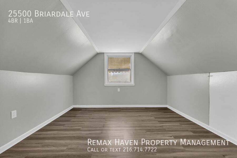 25500 Briardale Ave, Euclid - Spacious 4-bed 1 -bath single-family home! property image