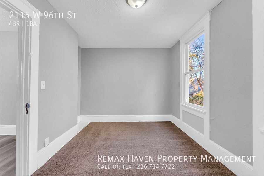2115 W 96th St, Cleveland - Spacious 4-bed 1-bath single-family home! property image