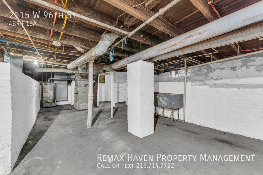 2115 W 96th St, Cleveland - Spacious 4-bed 1-bath single-family home! property image