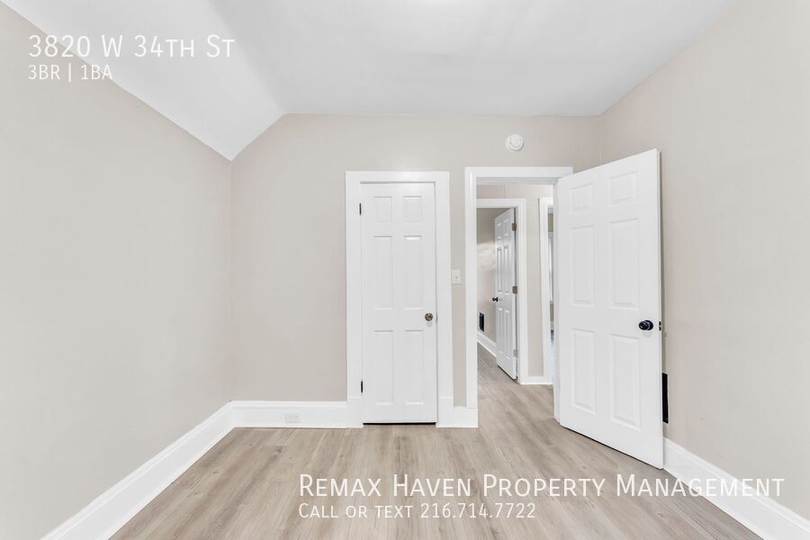 3820 W 34th St, Cleveland - Spacious 3-bed 1-bath single-family home! property image