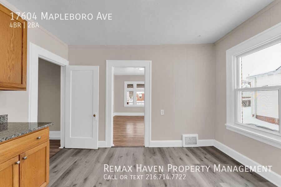 17604 Mapleboro Ave, Maple Heights - Spacious 4 -bed 1.5 -bath single-family home! property image
