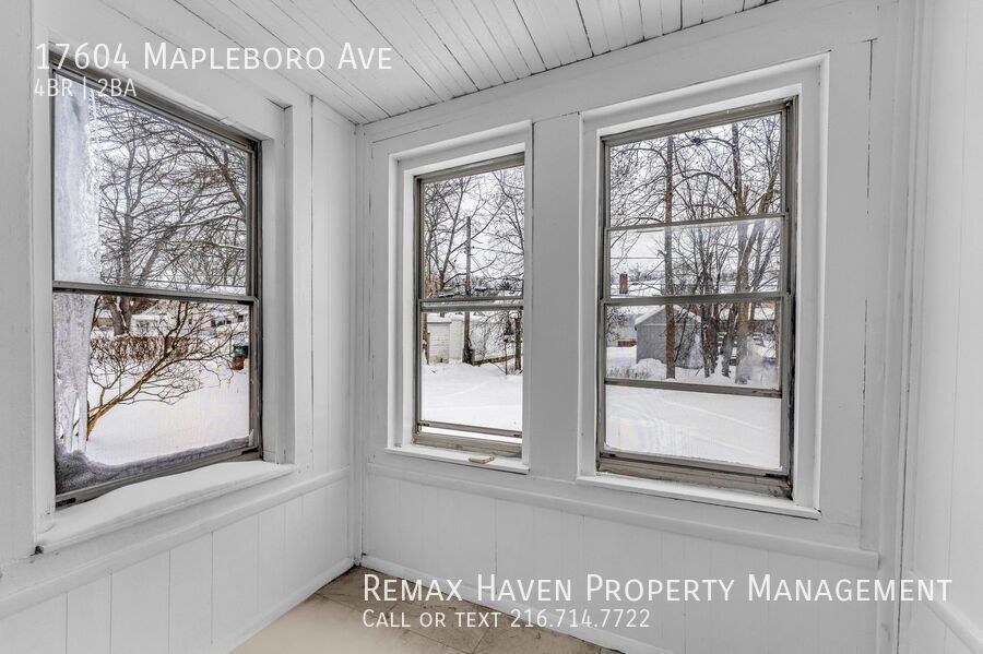 17604 Mapleboro Ave, Maple Heights - Spacious 4 -bed 1.5 -bath single-family home! property image