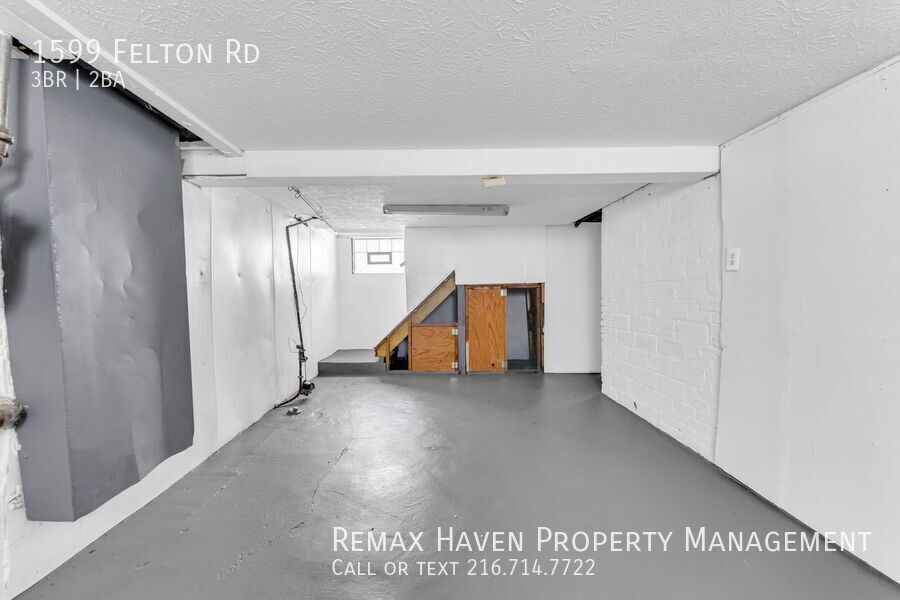 1599 Felton Rd, South Euclid - Spacious 3-bed 1.5 -bath single-family home! property image