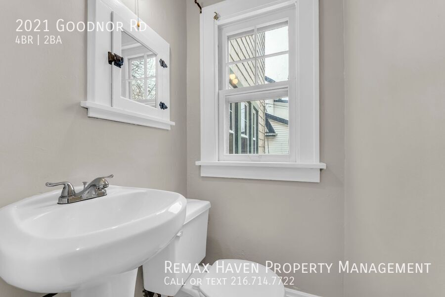 2021 Goodnor Rd, Cleveland Heights - Spacious 4-bed 1.5-bath single-family home! property image