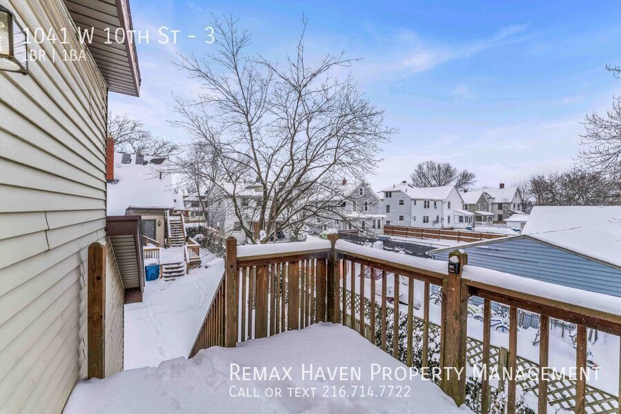 1041 W 10th St | Unit 3, Lorain - Spacious 1-bed 1-bath multi-family home!  property image