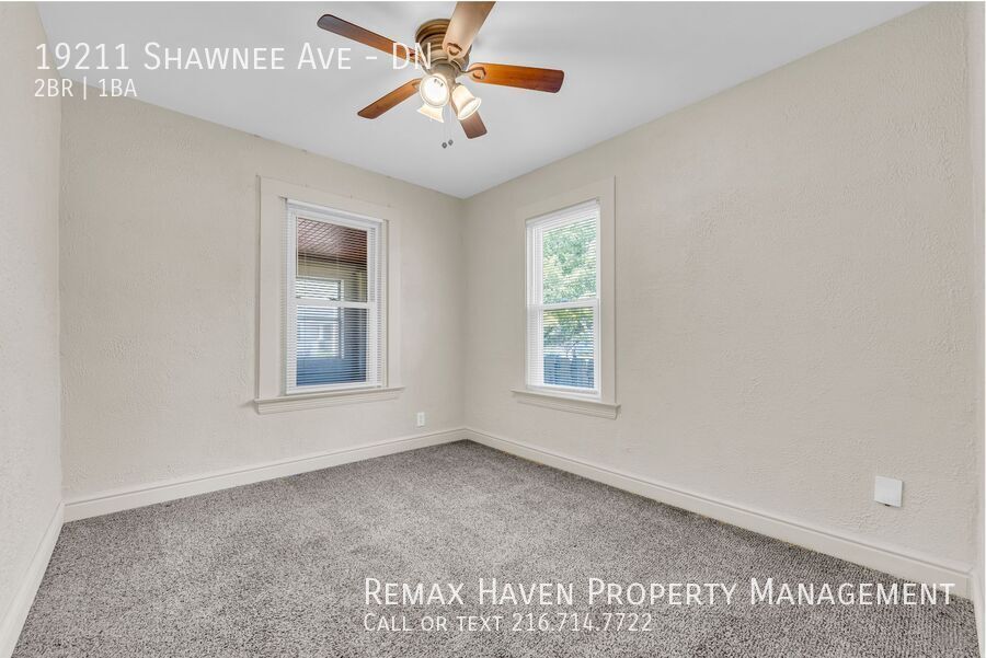 19211 Shawnee Ave | DN, Cleveland - Spacious 2 bed 1 bath multi-family home! property image