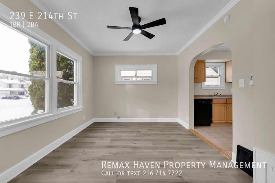 239 E 214th St, Euclid - Spacious 3-bed 2 -bath single-family home! property image