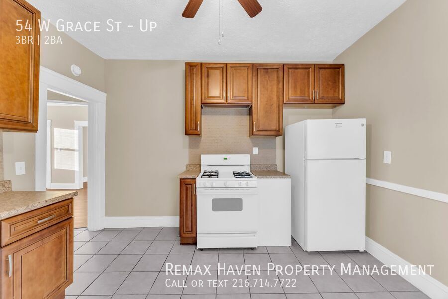 54 W Grace St | UP, Bedford - Spacious 3-bed 2-bath multi-family home! property image