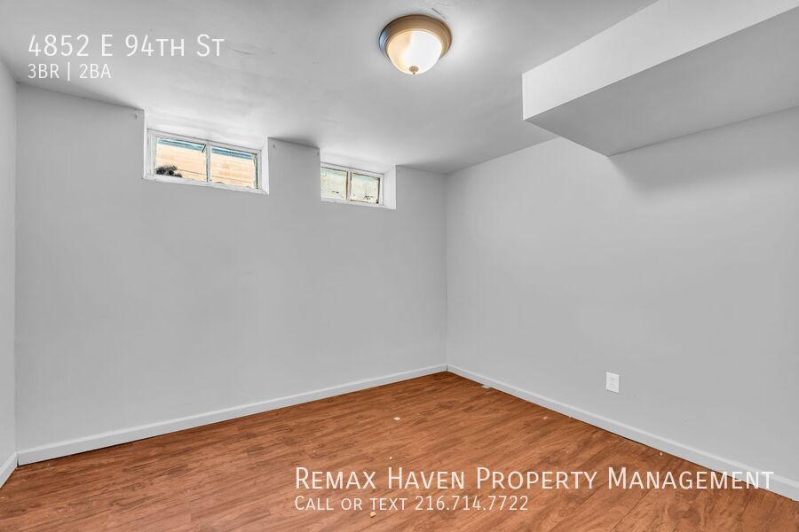 4852 E 94th St, Garfield Heights - Spacious 3-bed 1.5 -bath single-family home! property image