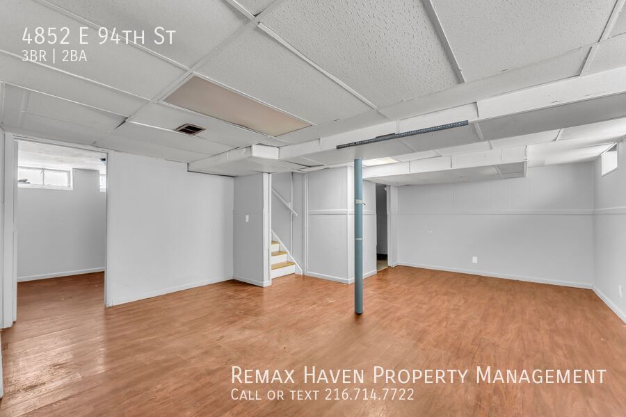 4852 E 94th St, Garfield Heights - Spacious 3-bed 1.5 -bath single-family home! property image