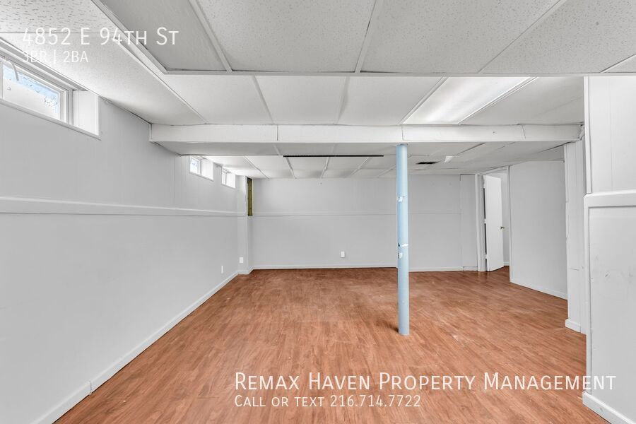 4852 E 94th St, Garfield Heights - Spacious 3-bed 1.5 -bath single-family home! property image