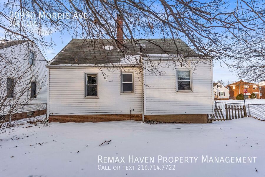 20990 Morris Ave, Euclid - Spacious 3-bed 1-bath single-family home! property image