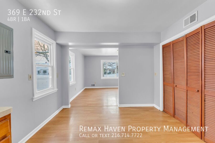 369 E 232nd St, Euclid - Spacious 4-bed 1 -bath single-family home! property image