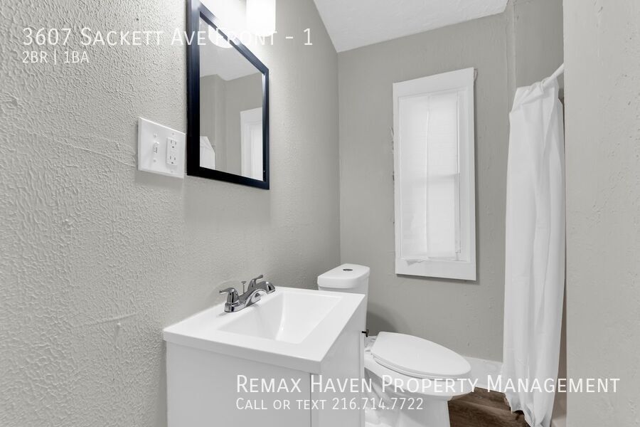 3607 Sackett Ave | Unit 1 Front, Cleveland - Spacious 2-bed 1-bath multi-family home!  property image