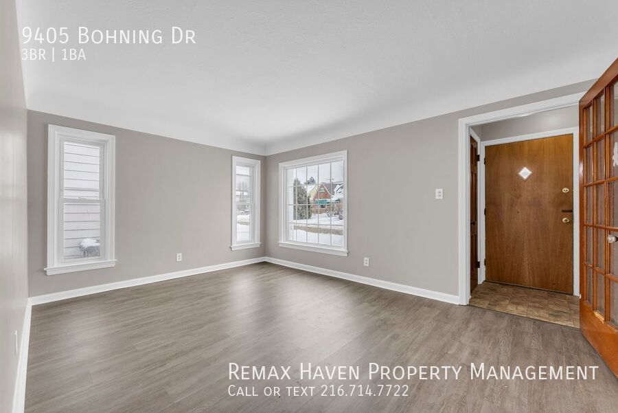 9405 Bohning Dr, Garfield Heights - Spacious 3-bed 1 -bath single-family home! property image