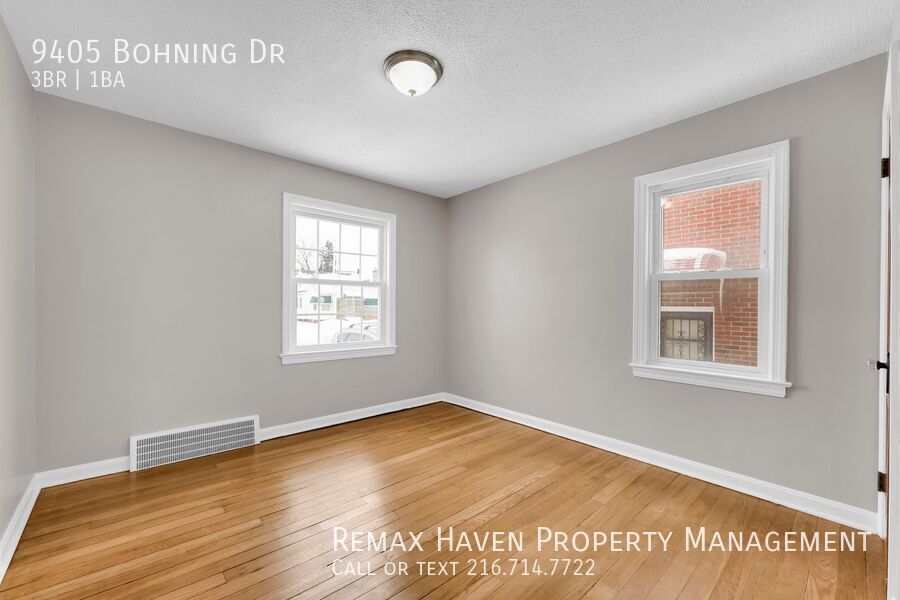 9405 Bohning Dr, Garfield Heights - Spacious 3-bed 1 -bath single-family home! property image