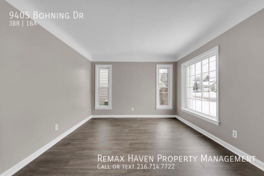 9405 Bohning Dr, Garfield Heights - Spacious 3-bed 1 -bath single-family home! property image