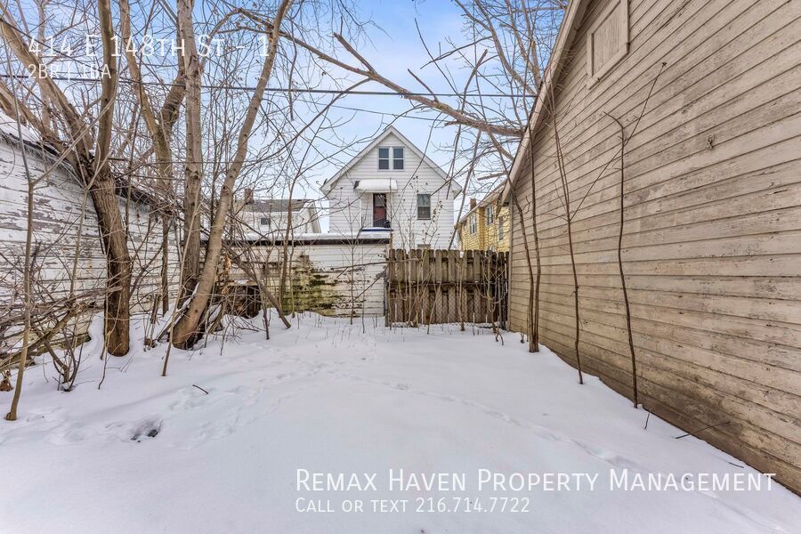 414 E 148th St | DN, Cleveland - Spacious 2-bed 1-bath multi-family home!  property image
