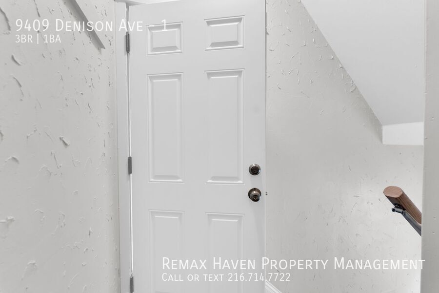 9409 Denison Ave | Apt 1 DN, Cleveland - Spacious 3-bed 1-bath multi-family home!  property image
