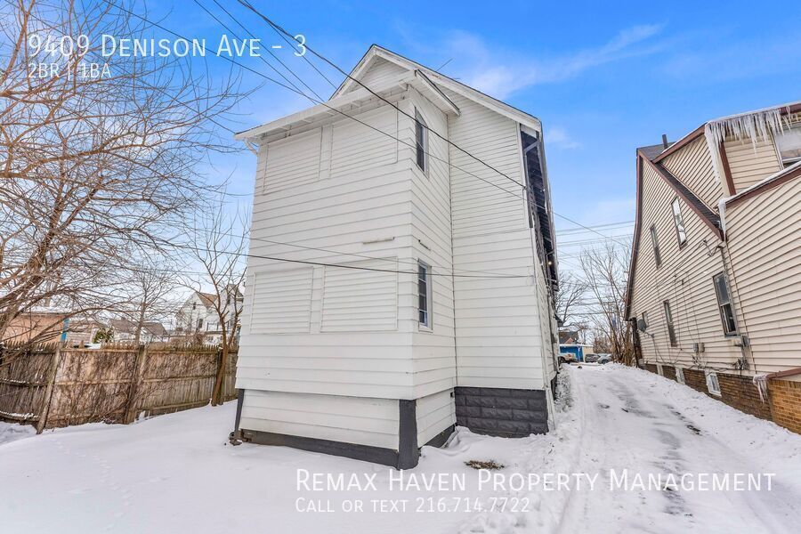 9409 Denison Ave | Apt 3 DN, Cleveland - Spacious 2-bed 1-bath multi-family home!  property image