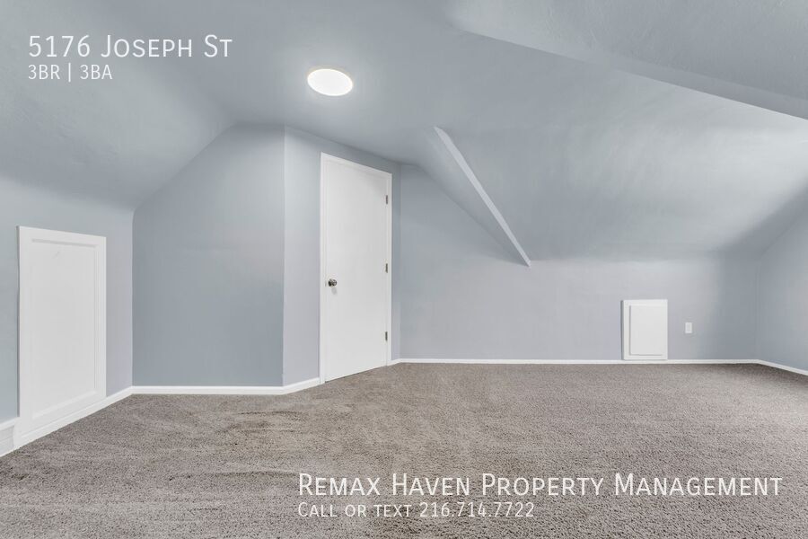 5176 Joseph St, Maple Heights - Spacious 3-bed 2.5 -bath single-family home! property image