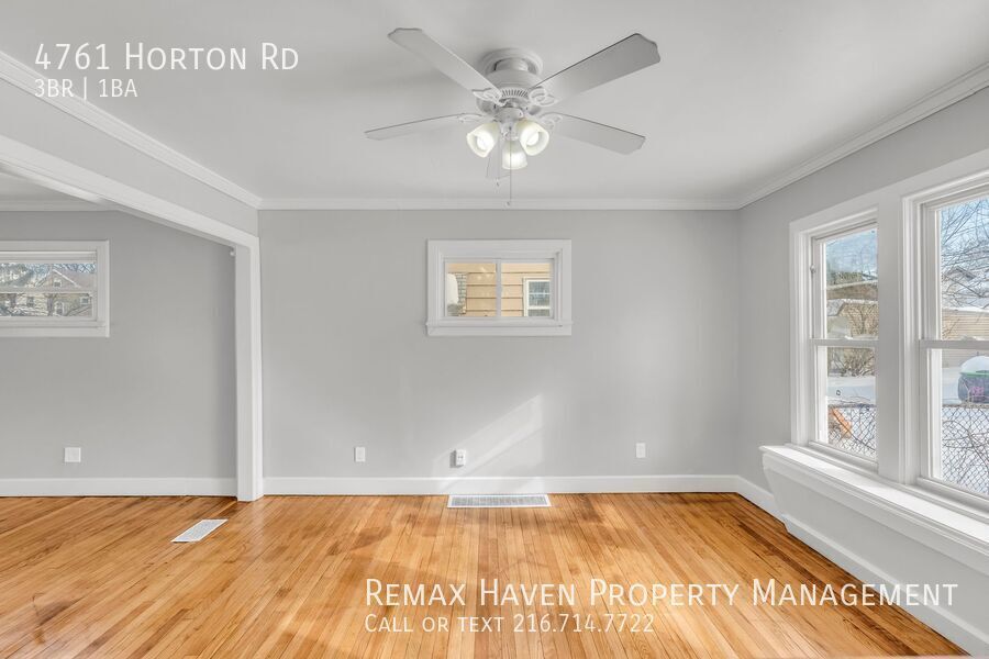 4761 Horton Rd, Garfield Heights - Spacious 3-bed 1-bath single-family home! property image