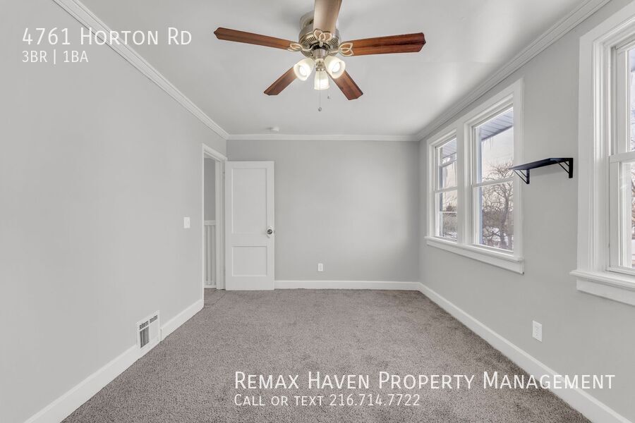 4761 Horton Rd, Garfield Heights - Spacious 3-bed 1-bath single-family home! property image