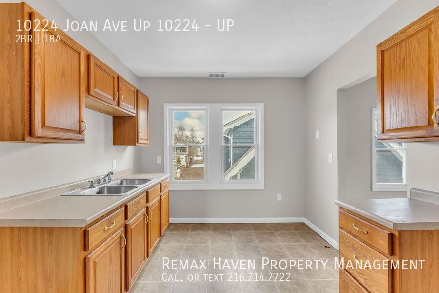 10222(10224) Joan Ave | UP, Cleveland - Spacious 2-bed 1-bath multi-family home!  property image