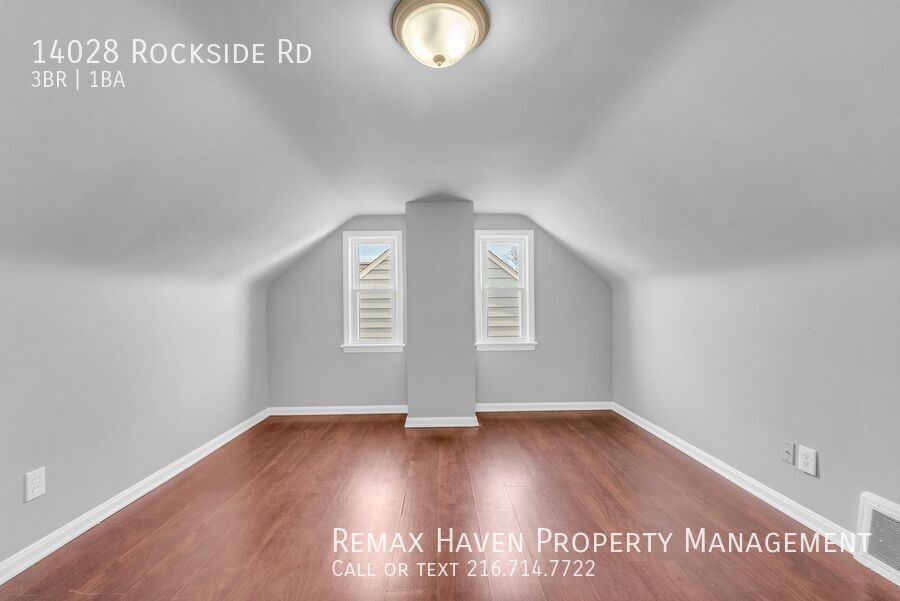 14028 Rockside Rd, Maple Heights - Spacious 3-bed 1-bath single-family home! property image